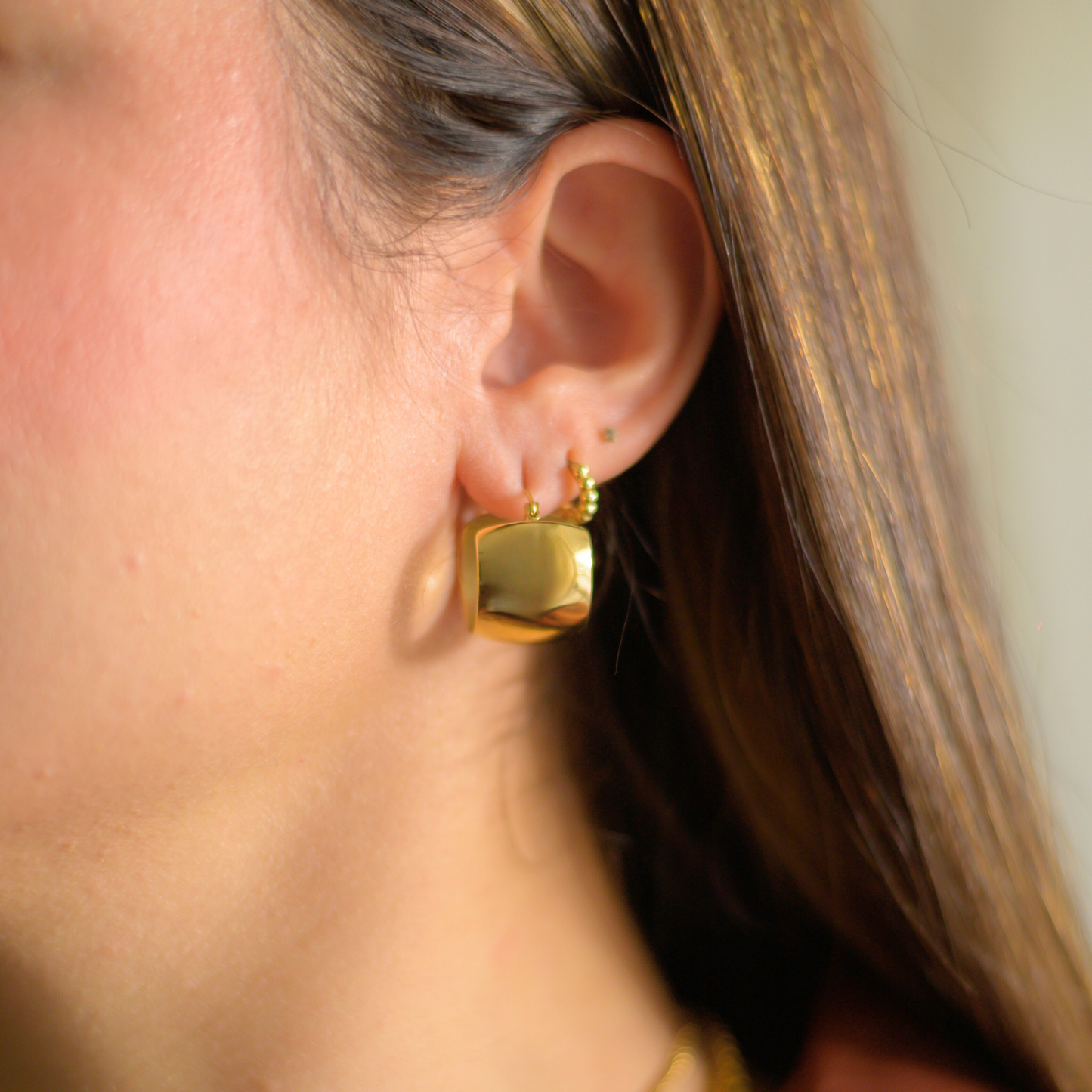 Aprendizajes ⟡ Gold Small Chunky Earrings