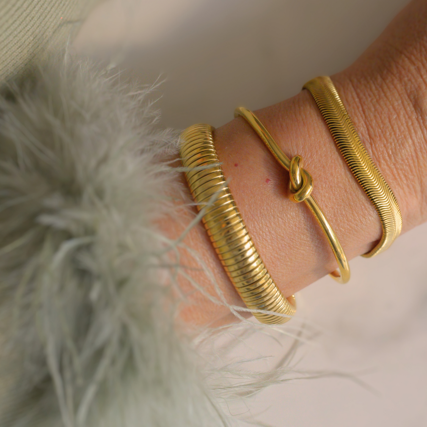 Logros ⟡ Gold Bracelet