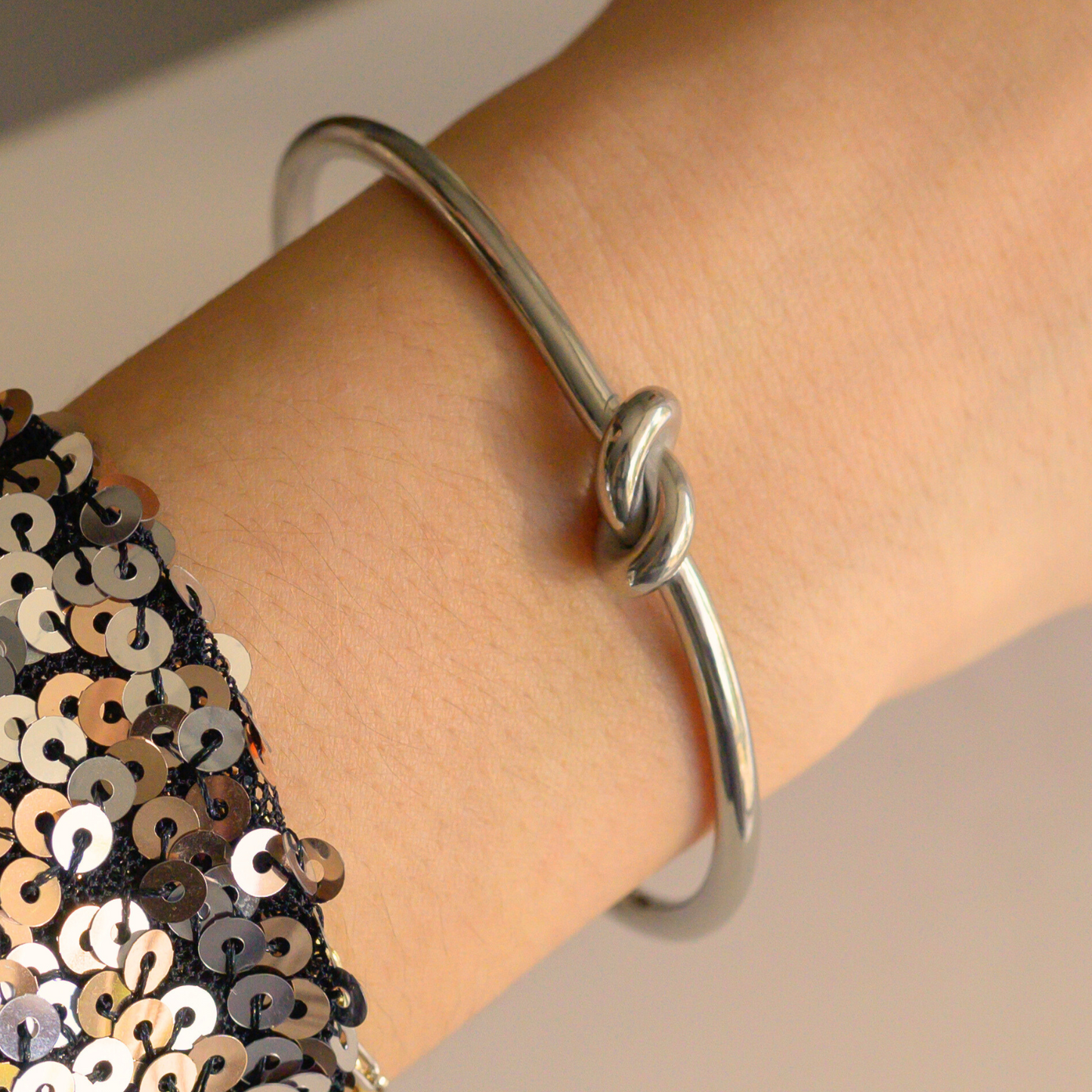 Agradecemos ⟡ Silver Knot Cuff