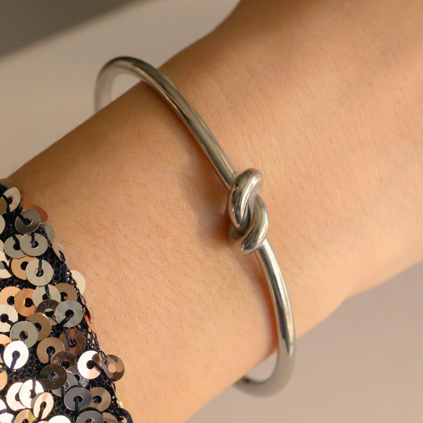 Agradecemos ⟡ Silver Knot Cuff