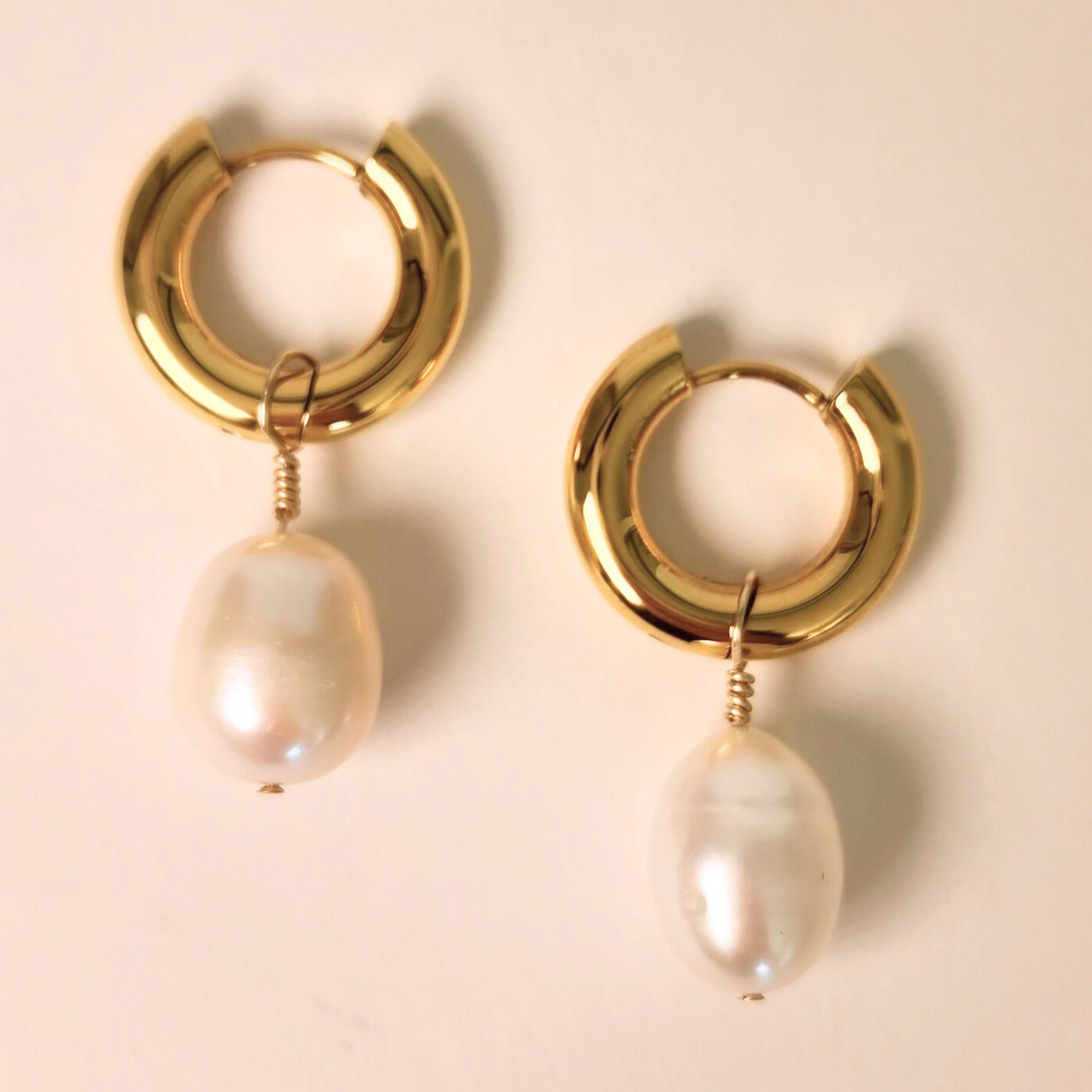 Proceso ⟡ Pearl Charm Hoops