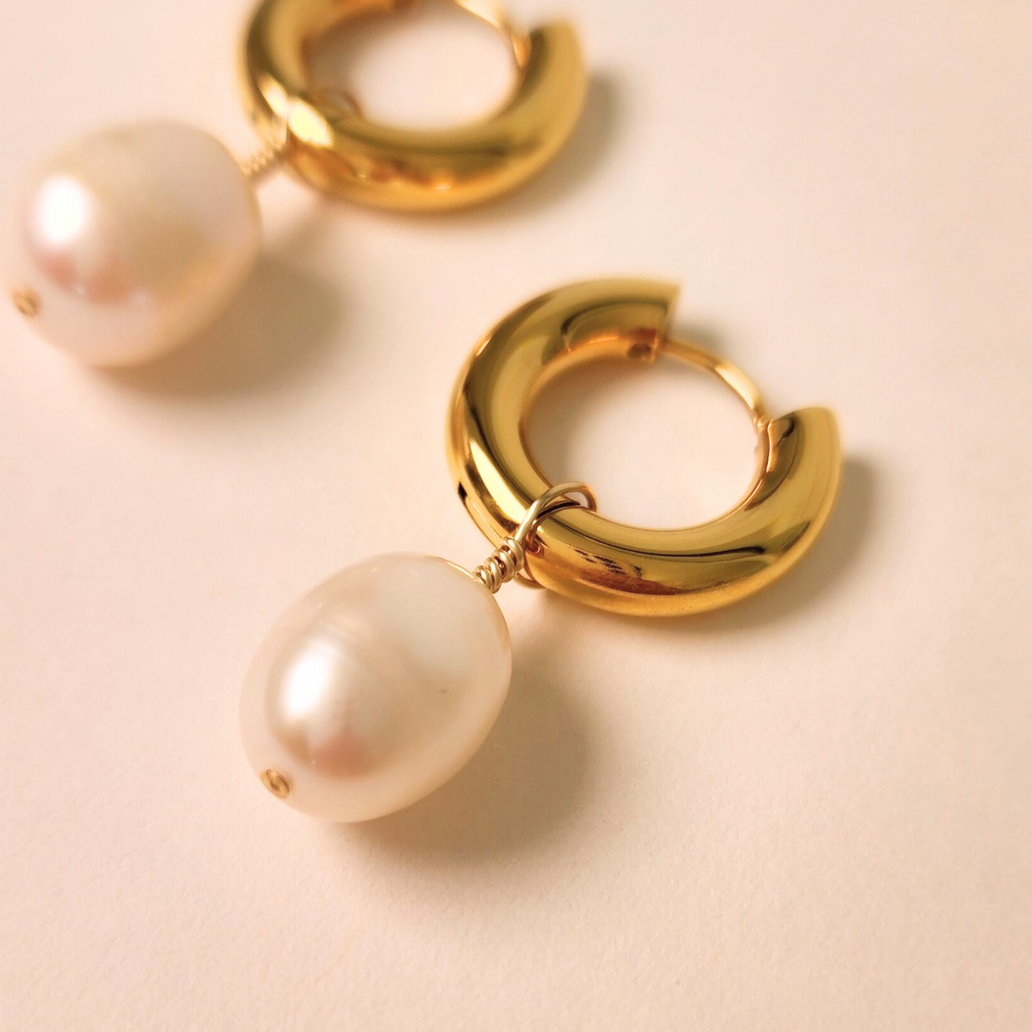 Proceso ⟡ Pearl Charm Hoops