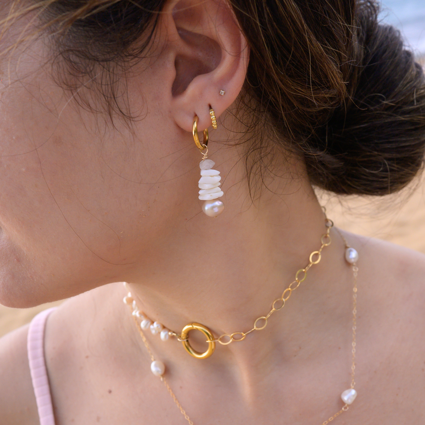 La Chiva ⟡ White Shells & Pearls Hoops