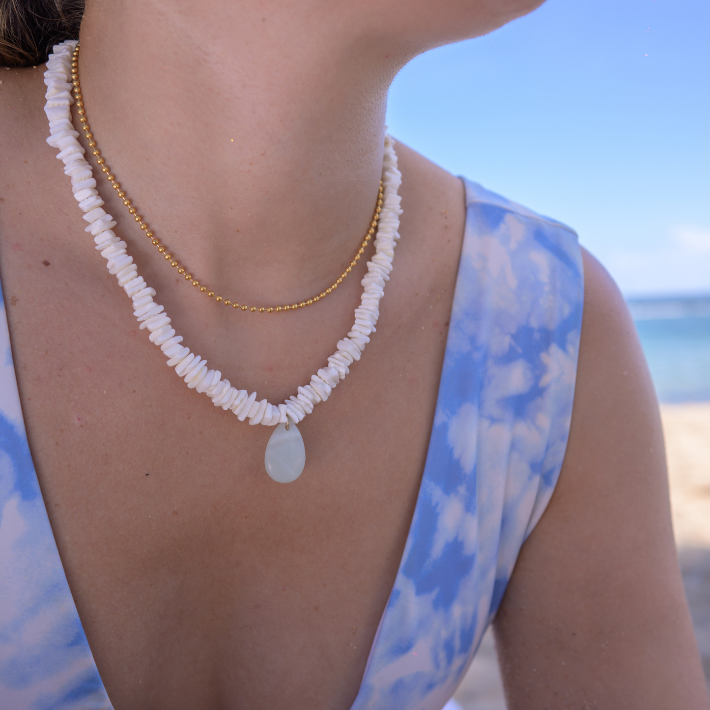 Santa ⟡ White Puka & Amazonite Pendant Necklace